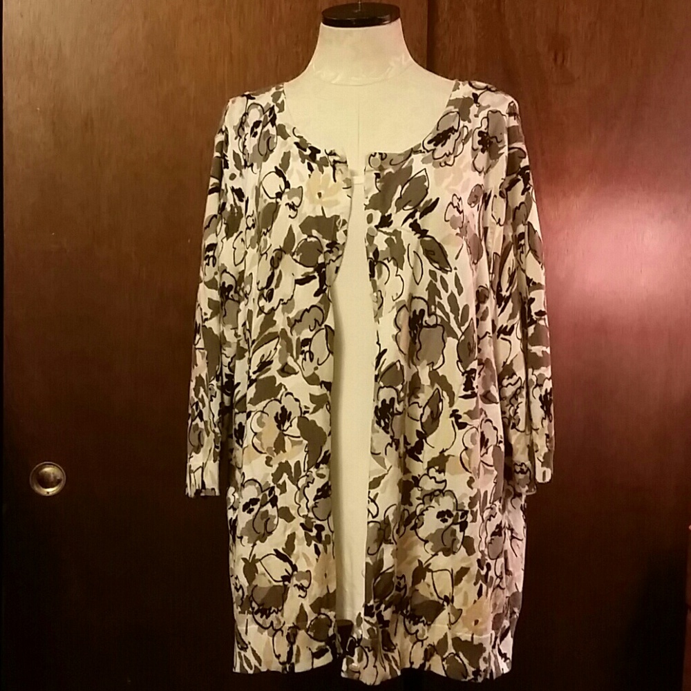 Hampshire Studio Sweater Button Cardigan